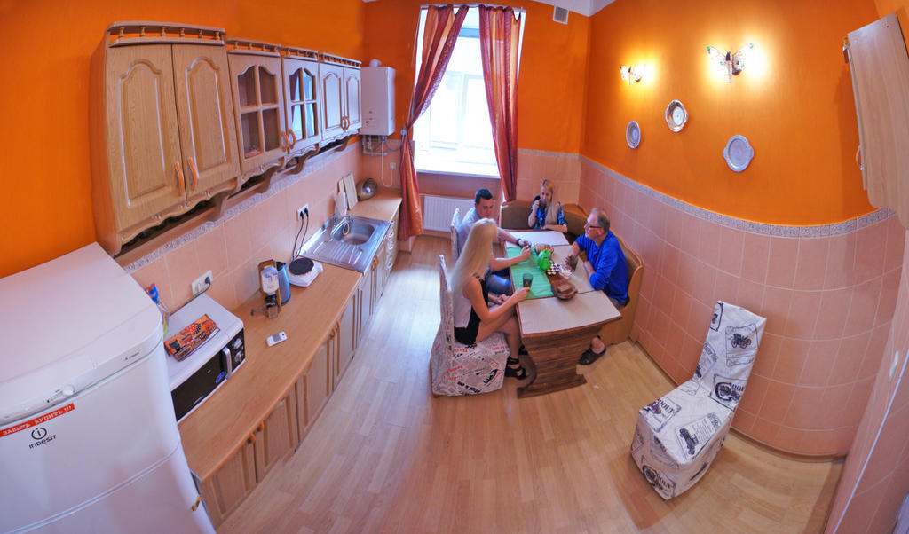 Chemodan Hostel โอเดสซา ภายนอก รูปภาพ