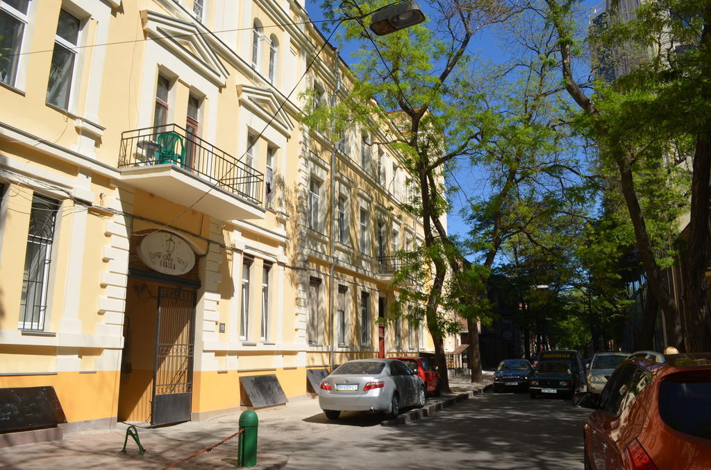 Chemodan Hostel โอเดสซา ภายนอก รูปภาพ