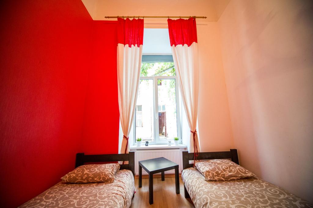 Chemodan Hostel โอเดสซา ภายนอก รูปภาพ